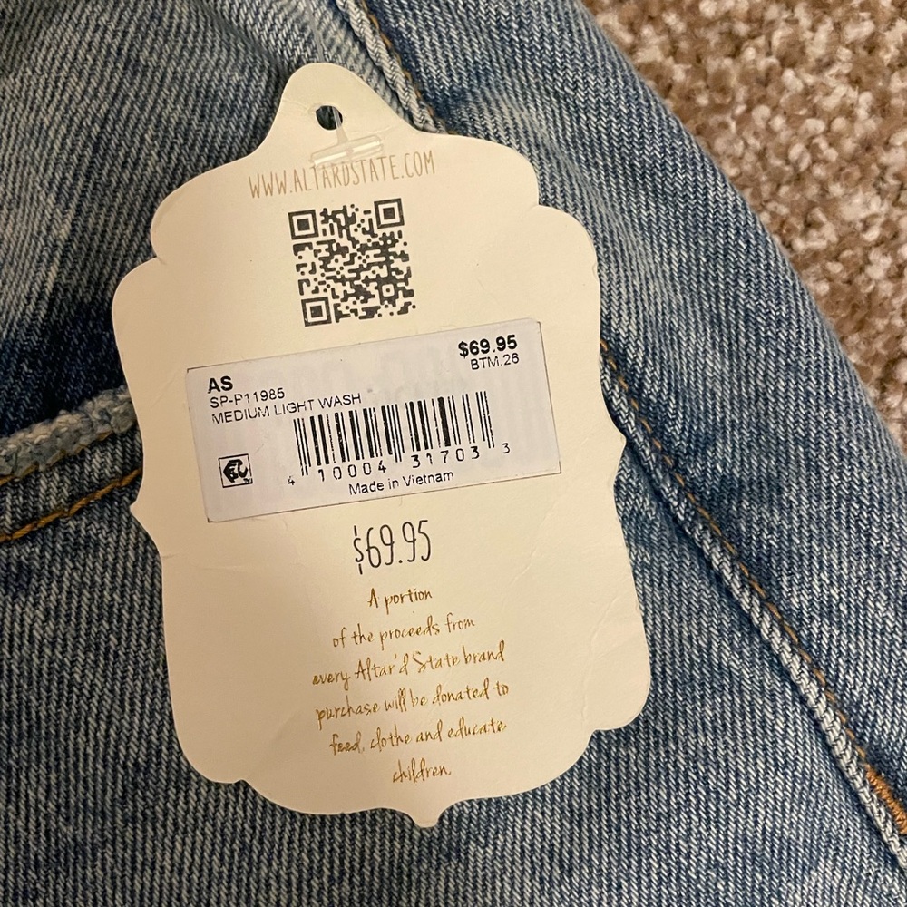 Altar'd State Ria Distressed Jeans - Picture 3 of 5